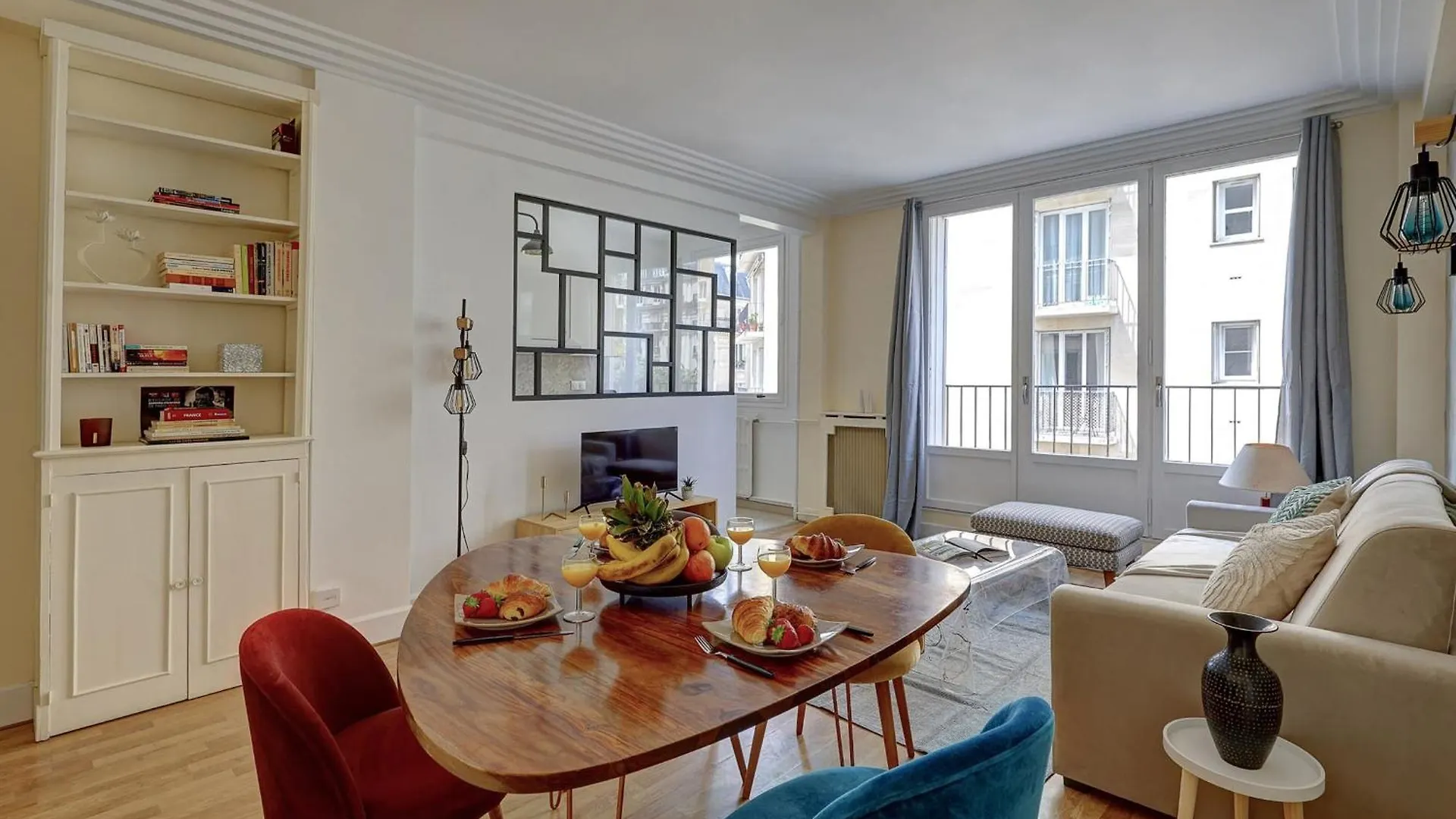 Tower 1Br Cozy Apartment Paris France